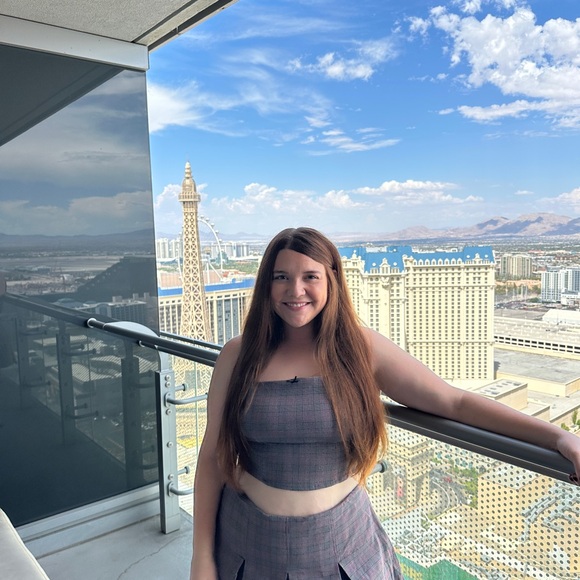 Meet your Posher, Jessica - Picture 4 of 8